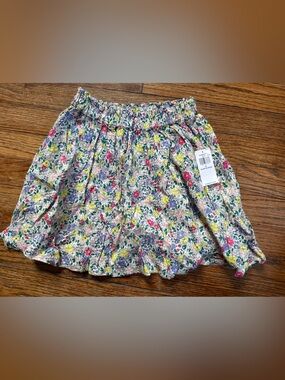 Toddler Floral Skirt. NWT.